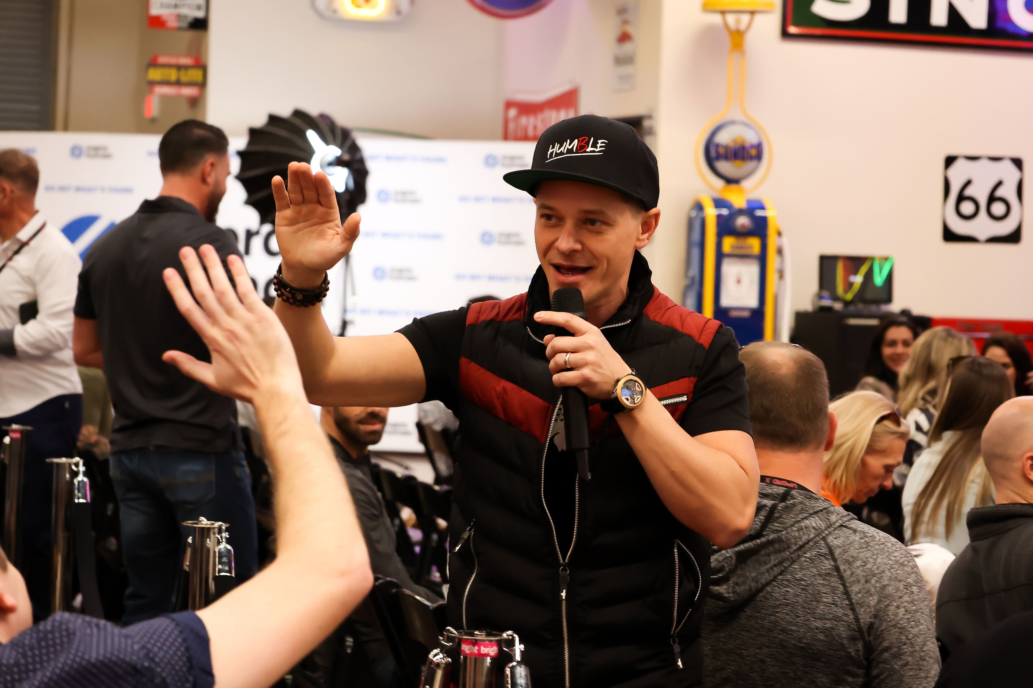 SupraHumanDay1morning_-87